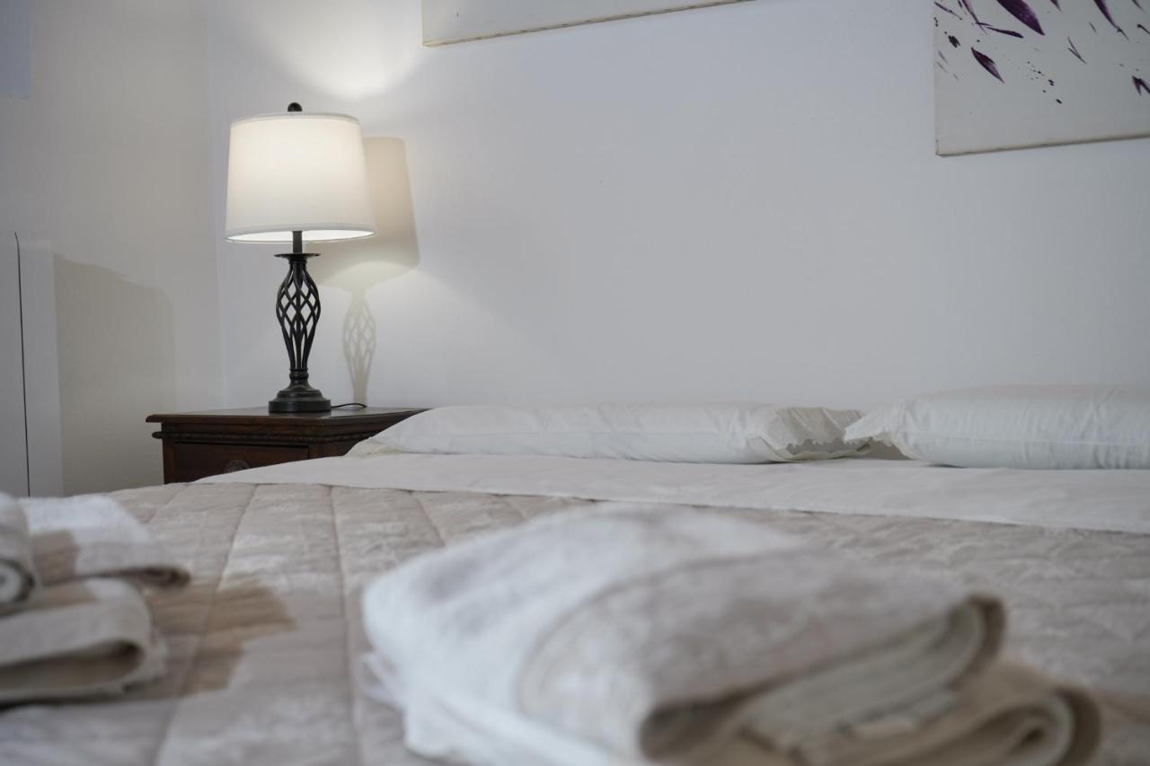 Palazzo Salvatori Hotel Soleto Екстериор снимка
